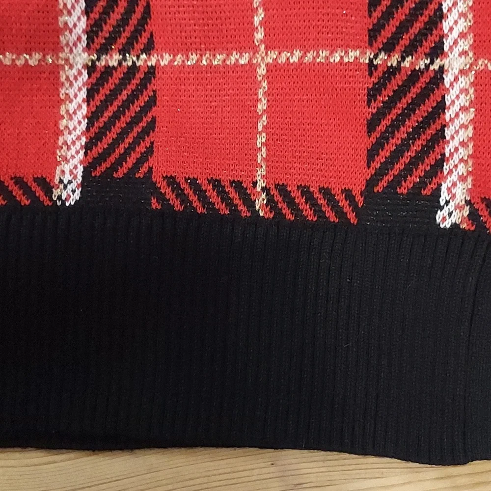 Macy's Charter Club Sweater Red Black Plaid Size L